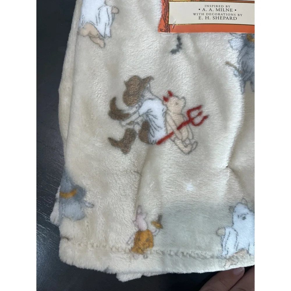 Classic Disney Winnie The Pooh Halloween Baby Blanket Eeyore Piglet Costumes NEW